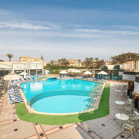 Jaz Pyramids Resort Kafr Ghatati Exterior photo
